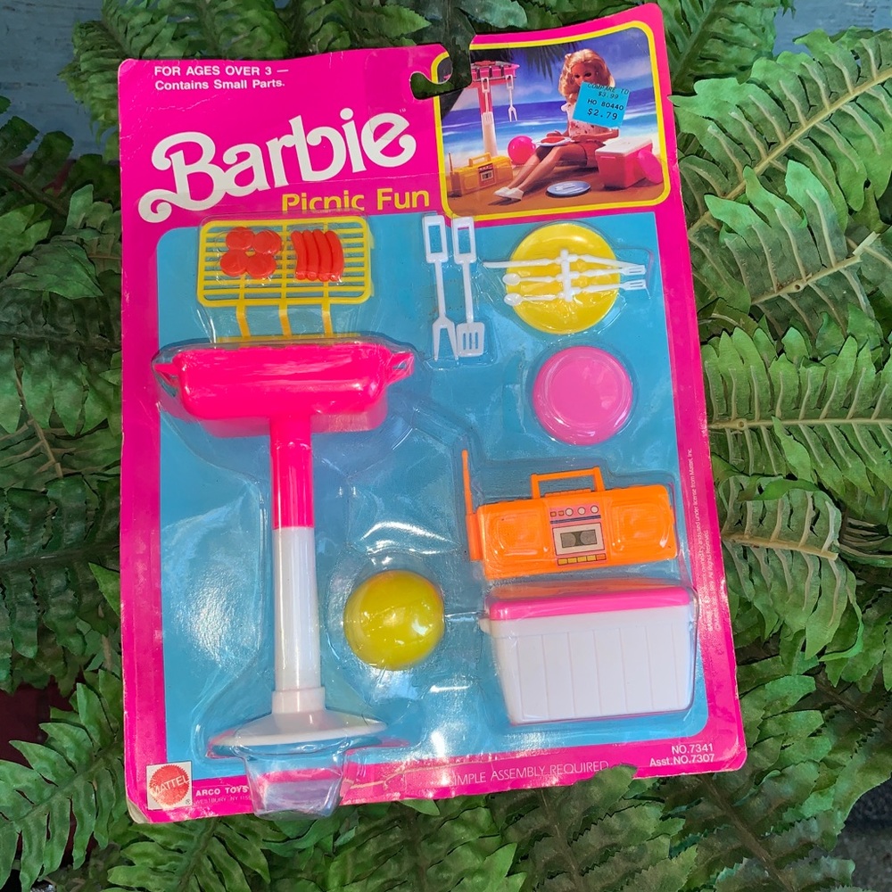 Vintage Barbie Picnic Fun 1989 7341 New.